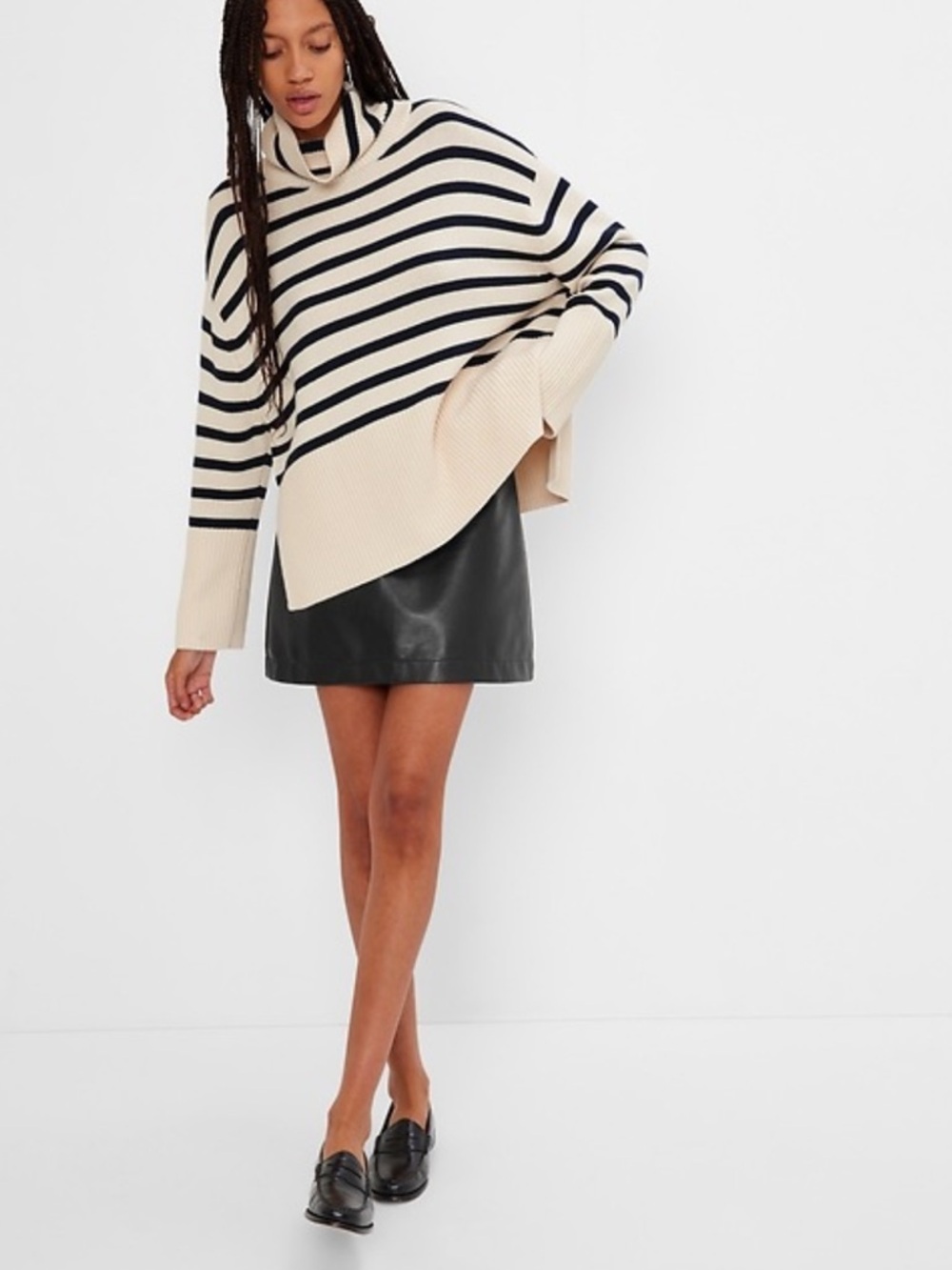 Gap 24/7 Split-Hem Turtleneck Sweater 100% Cotton in Off-White and Navy Blue